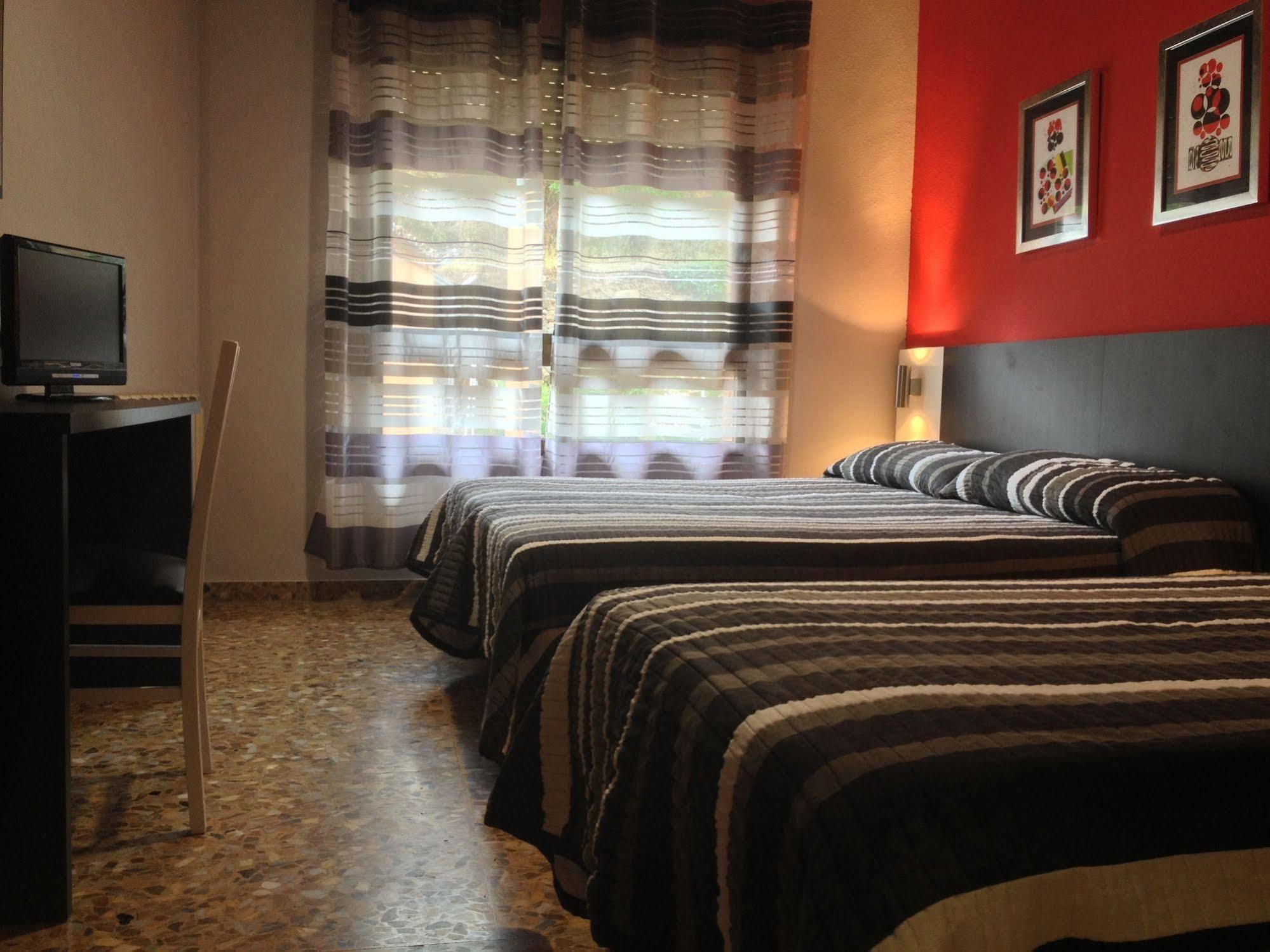 Hotel Marrodan Arnedillo Buitenkant foto